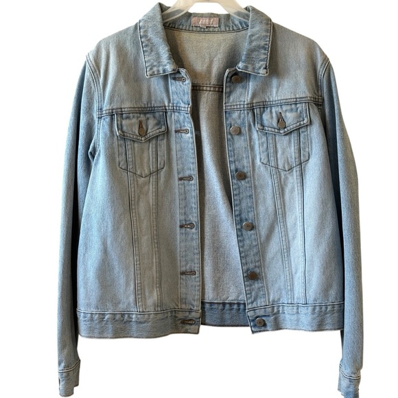 J. Crew Jackets & Blazers - J.Crew Size Medium Light Denim Jean Jacket 100% Cotton Made USA Womens Vintage